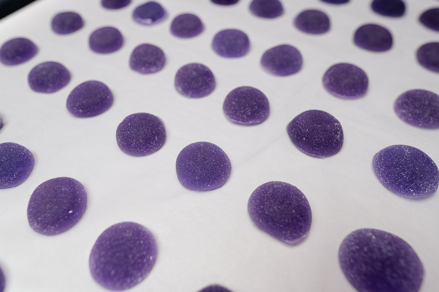 Delta 9 THC Terpenes Gummies - Gold Edition -  25MG - Purple Passion image 1